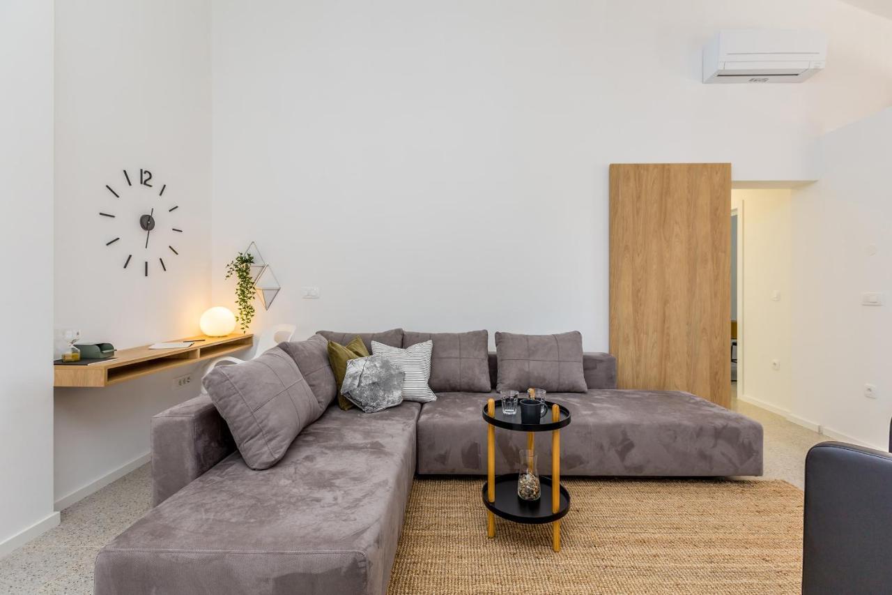 Apartment Laurus Salatić Exteriér fotografie