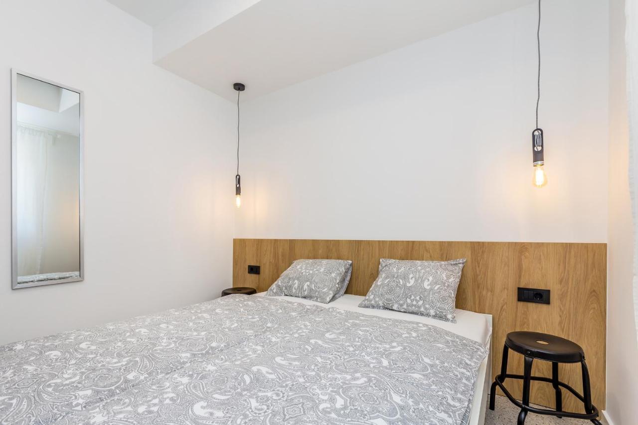 Apartment Laurus Salatić Exteriér fotografie